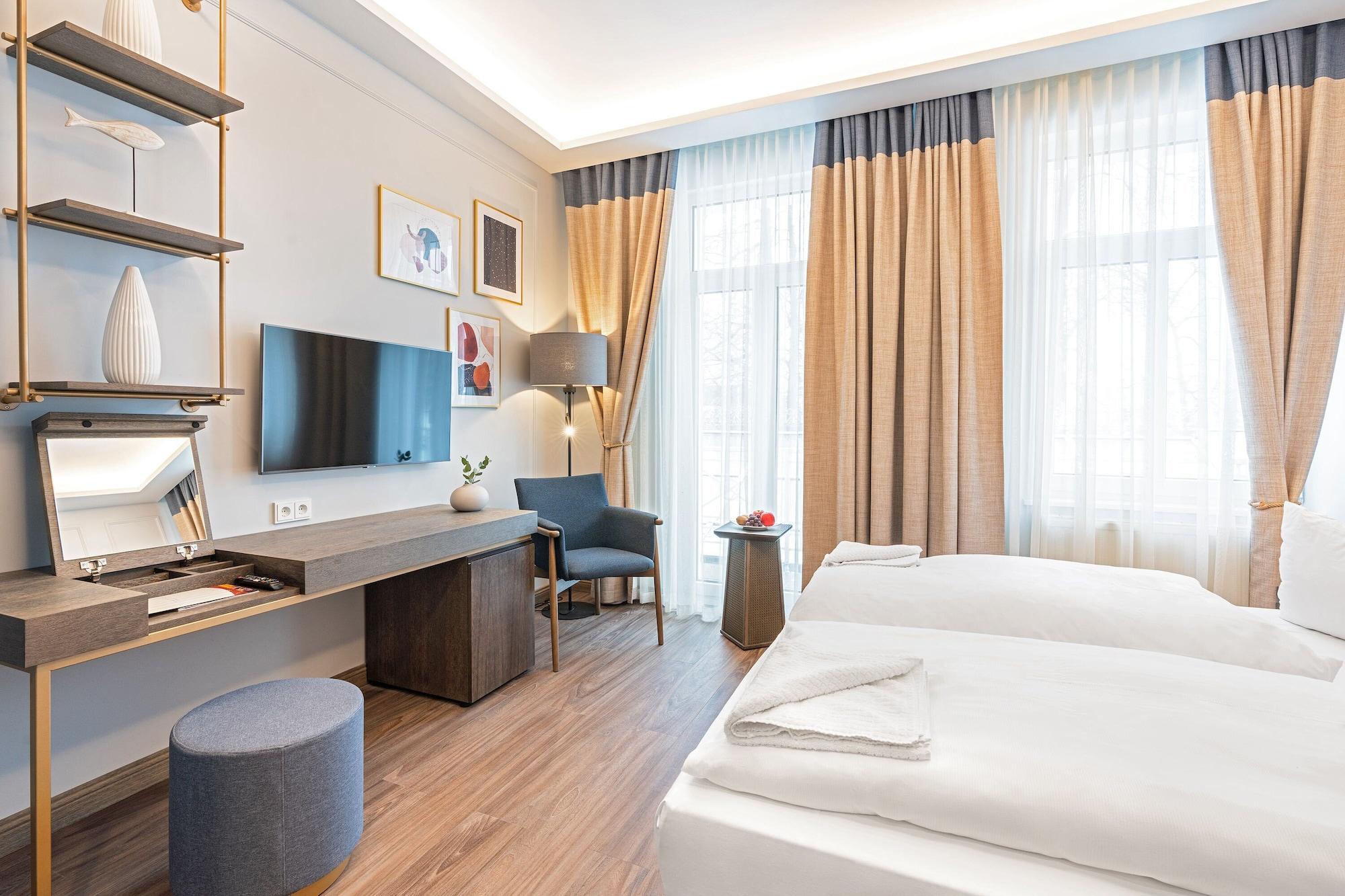 Seetelhotel Pommerscher Hof Heringsdorf  Ngoại thất bức ảnh